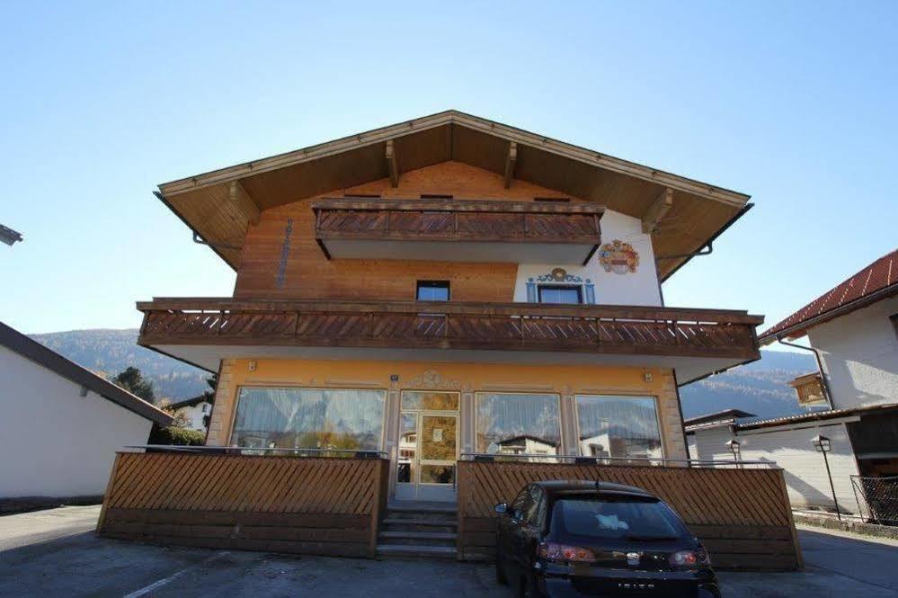 Gasthof Goetznerhof Goetzens ภายนอก รูปภาพ